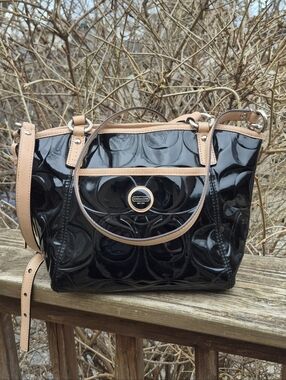Coach Patten Leather Purse Shoulder Or Crossbody Style